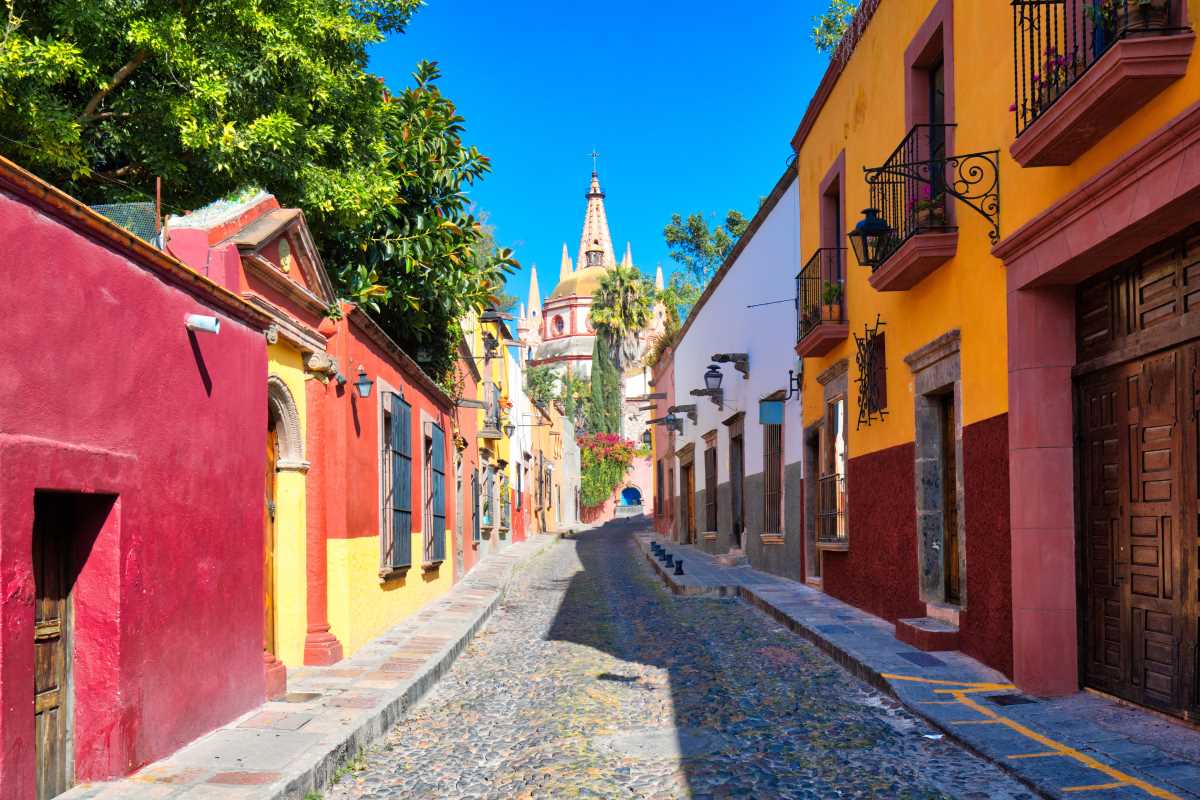 7 Unexpected Small Cities Offering Big Savings on Local Travel Adventures